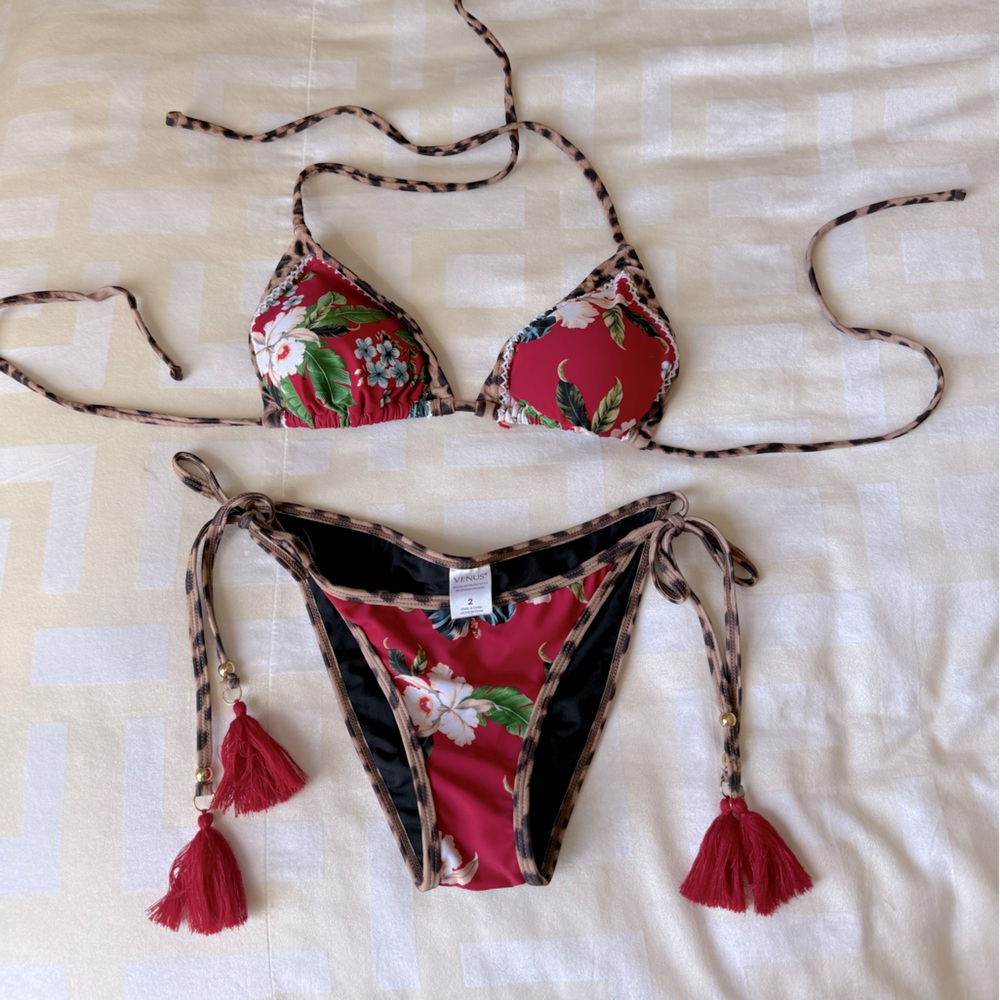 VENUS Sexy Red Floral Bikini Set